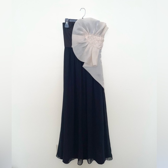 Max and Cleo Black Strapless Maxi Chiffon Dress with Cream Flower Applicate 6 - Picture 2 of 7